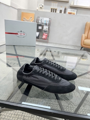 Prada кроссовки артикул 611958KB в интернет-магазине «GLOBESTYLE»