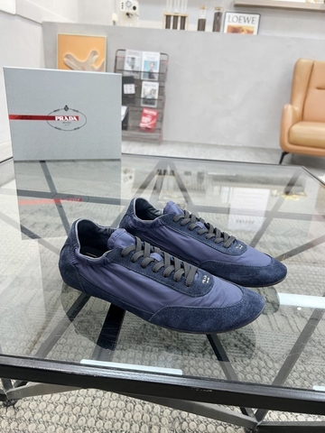 Prada кроссовки артикул 265728AW в интернет-магазине «GLOBESTYLE»