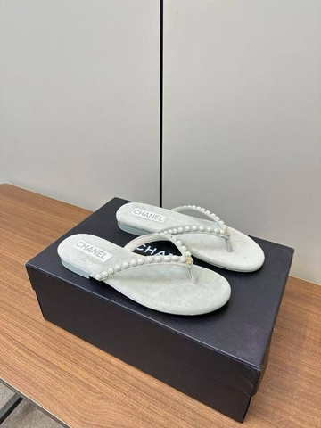 Chanel шлепанцы артикул 771486NZ в интернет-магазине «GLOBESTYLE»