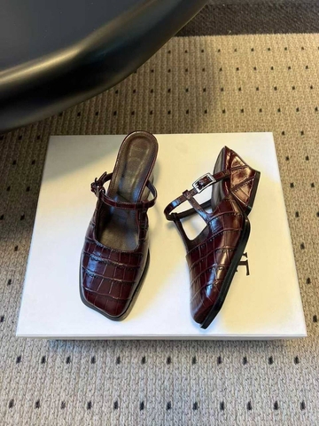 Loewe мюли 321224GT в GLOBESTYLE