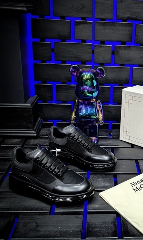 Alexander McQueen кроссовки артикул 758259MK в интернет-магазине «GLOBESTYLE»