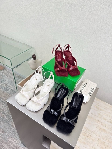 Bottega Veneta босоножки 131619OQ в GLOBESTYLE