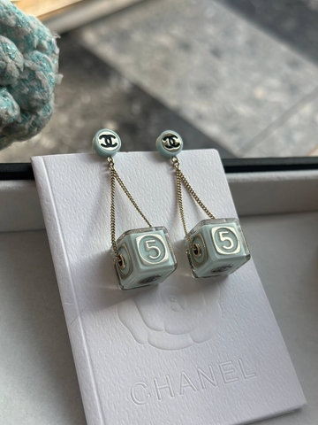 Chanel серьги артикул 818189FY в интернет-магазине «GLOBESTYLE»