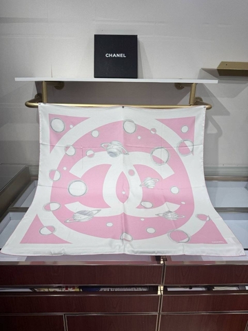 Chanel платок артикул 740185GD в интернет-магазине «GLOBESTYLE»