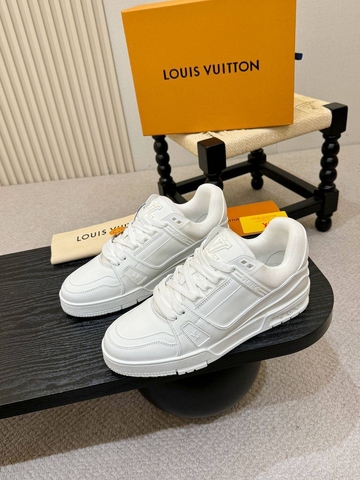 Louis Vuitton кроссовки мужские натуральная кожа летние весенние / осенние белые премиум 625557GH