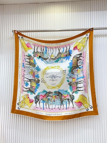 Hermes платок артикул 341688ZE в интернет-магазине «GLOBESTYLE»