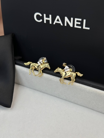 Chanel серьги артикул 976407UM в интернет-магазине «GLOBESTYLE»