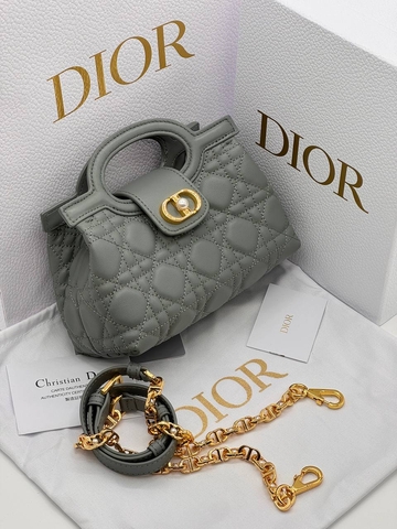 Dior Jolie Top Handle Mini Bag сумка артикул 464594UM в интернет-магазине «GLOBESTYLE»
