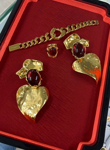 Yves Saint Laurent клипсы артикул 525464SP в интернет-магазине «GLOBESTYLE»