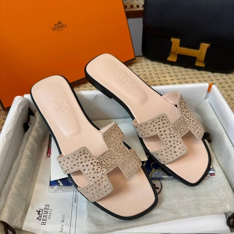 Hermes шлепанцы артикул 957627OH в интернет-магазине «GLOBESTYLE»