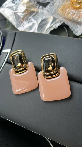 Yves Saint Laurent клипсы артикул 701782YC в интернет-магазине «GLOBESTYLE»