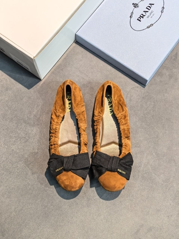 Prada балетки артикул 549803LF в интернет-магазине «GLOBESTYLE»