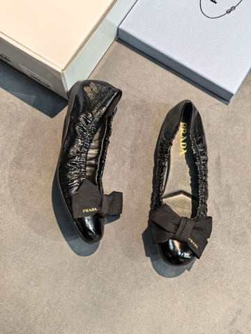 Prada балетки артикул 398640BG в интернет-магазине «GLOBESTYLE»