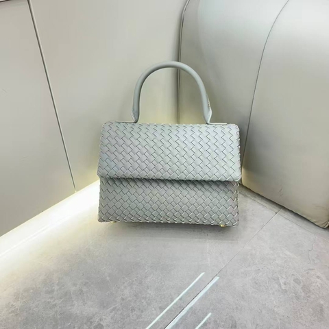 Bottega Veneta сумка артикул 698992JC в интернет-магазине «GLOBESTYLE»
