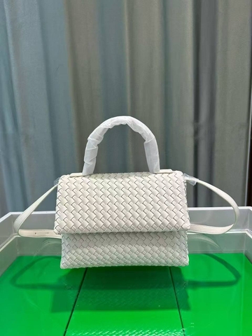 Bottega Veneta сумка артикул 449368WD в интернет-магазине «GLOBESTYLE»