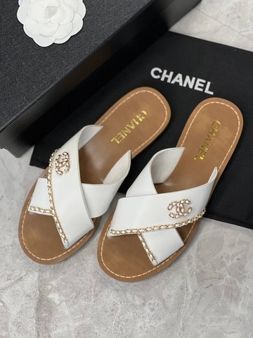 Chanel шлепанцы артикул 629017TZ в интернет-магазине «GLOBESTYLE»
