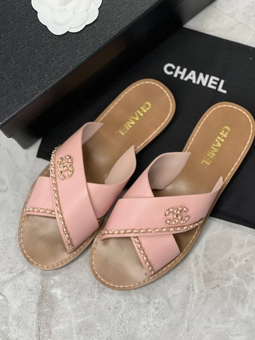 Chanel шлепанцы артикул 225929NE в интернет-магазине «GLOBESTYLE»