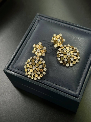 Chaumet BEE DE серьги артикул 622601TA в интернет-магазине «GLOBESTYLE»