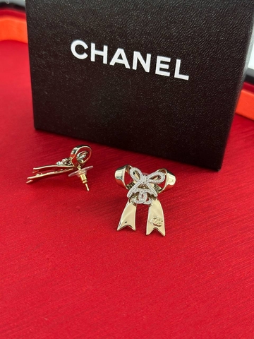 Chanel серьги артикул 586118WZ в интернет-магазине «GLOBESTYLE»