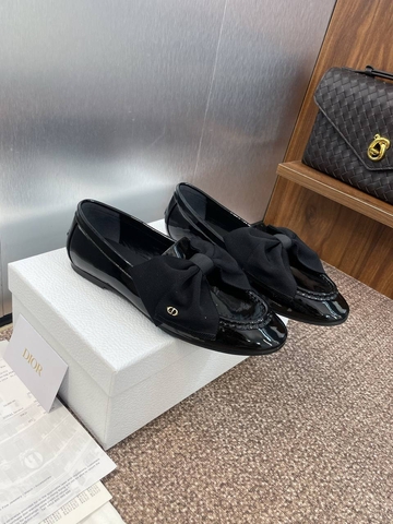 Dior лоферы артикул 836002WY в интернет-магазине «GLOBESTYLE»