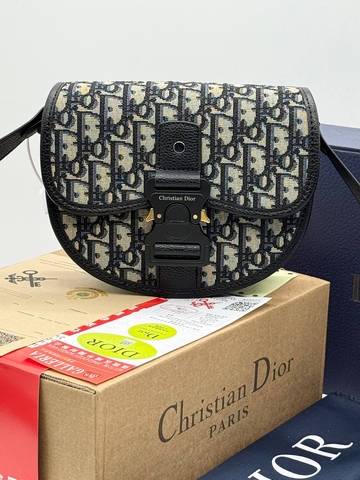Dior сумка артикул 385762SV в интернет-магазине «GLOBESTYLE»
