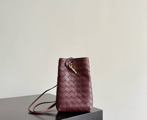 Bottega Veneta сумка артикул 669760PG в интернет-магазине «GLOBESTYLE»