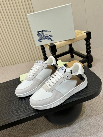 Burberry кроссовки артикул 220534IX в интернет-магазине «GLOBESTYLE»