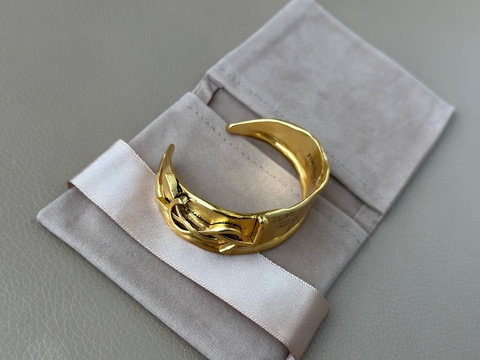 Yves Saint Laurent браслет 348786WN в GLOBESTYLE