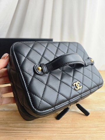 Chanel косметичка 322626NC в GLOBESTYLE