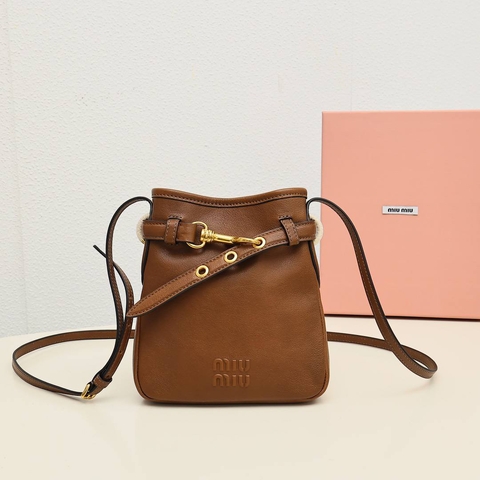 Miu Miu Aventure сумка 968491GN в GLOBESTYLE