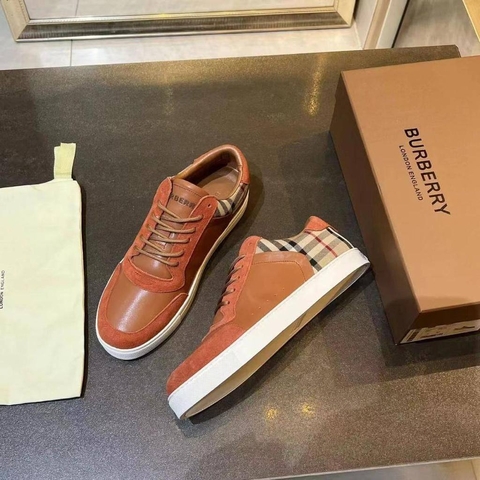 Burberry кроссовки артикул 987608DW в интернет-магазине «GLOBESTYLE»