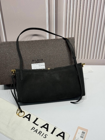 Alaia LE CLICK EAST WEST сумка артикул 827781NJ в интернет-магазине «GLOBESTYLE»