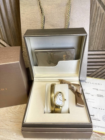 Bvlgari Sarpenti Tubogas часы 404717QX в GLOBESTYLE