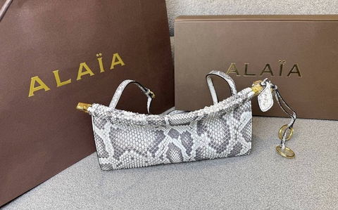 Alaia сумка артикул 631813HY в интернет-магазине «GLOBESTYLE»