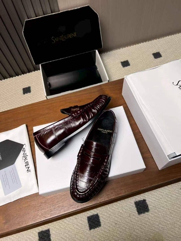 Yves Saint Laurent лоферы женские натуральная кожа летние весенние / осенние бордовые премиум 765764AG