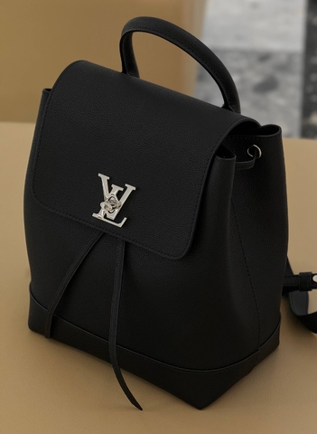 Louis Vuitton рюкзак артикул 486531QJ в интернет-магазине «GLOBESTYLE»