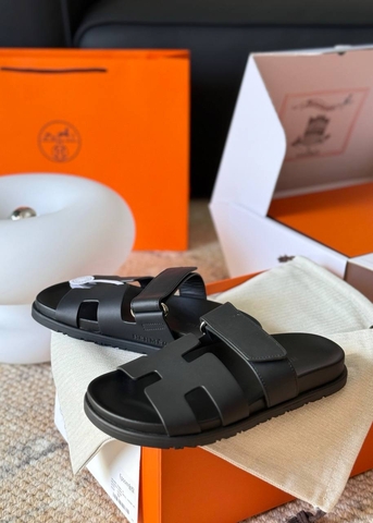 Hermes Chypre шлепанцы женские натуральная кожа летние черные премиум 623476TA