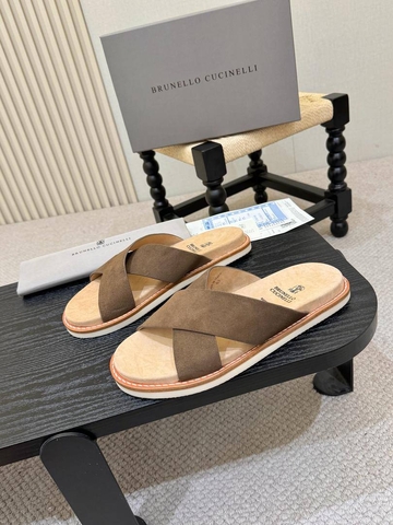 Brunello Cucinelli шлепанцы мужские натуральная замша летние коричневые люкс 387895DB
