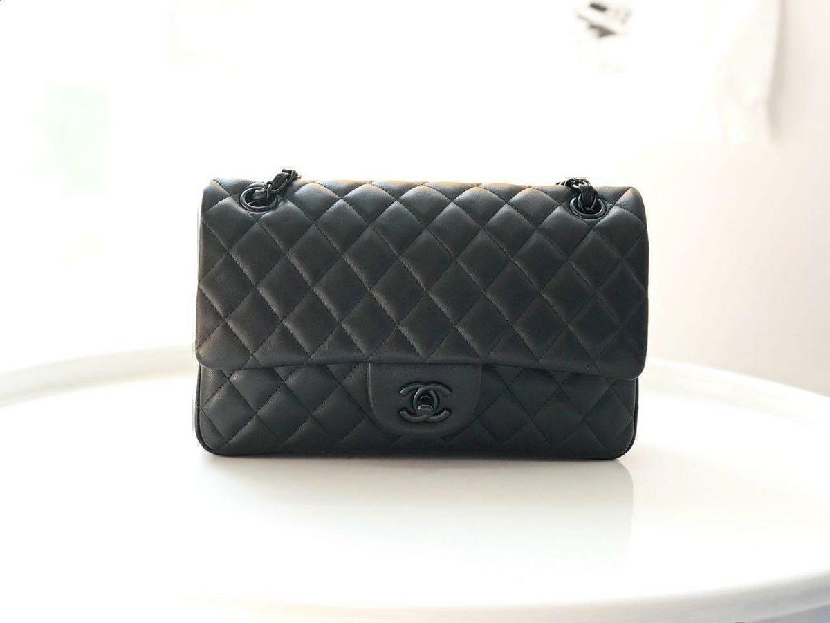 Chanel сумка черный натуральная кожа  в «Globestyle» арт.3947MN
